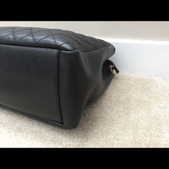 SOLD!!! SOLD!!! CHANEL GRAND SHOPPER CAVIAR TOTE - Picture 5 of 8